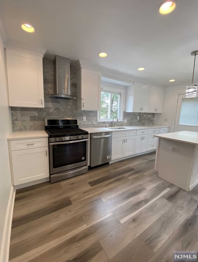 53 Oneida Ave, Dumont, NJ 07628