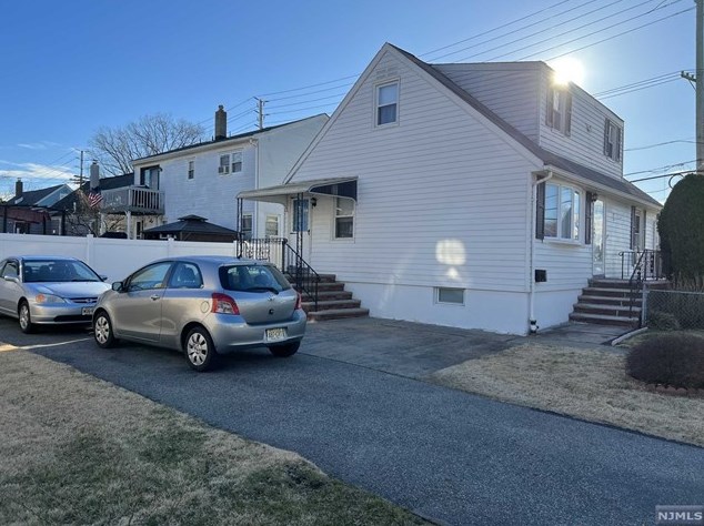 105 Columbus Ave, Little Ferry, NJ 07643