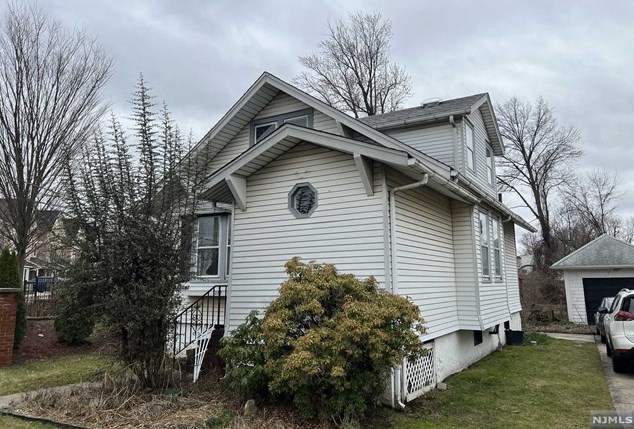 287 Main St, Little Ferry, NJ 07643