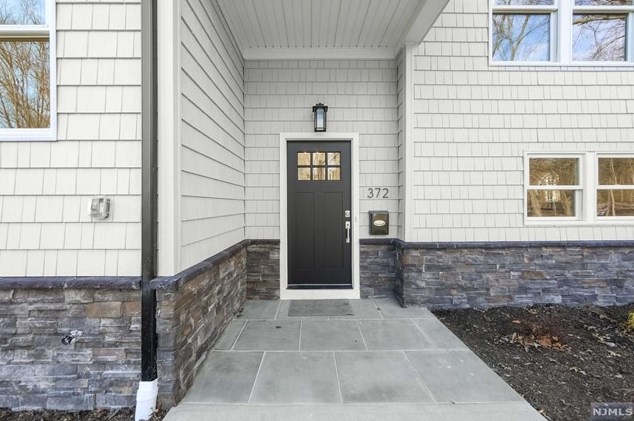 372 Hopper Ave, Ridgewood, NJ 07450