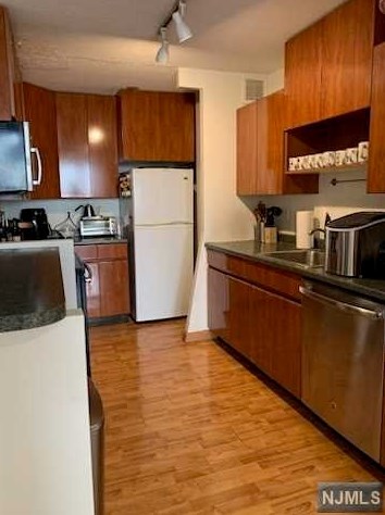 770 Anderson Ave Apt 10b, Cliffside Park, NJ