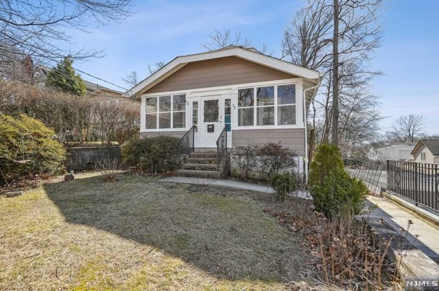 79 Beech St, Nutley, NJ 07110