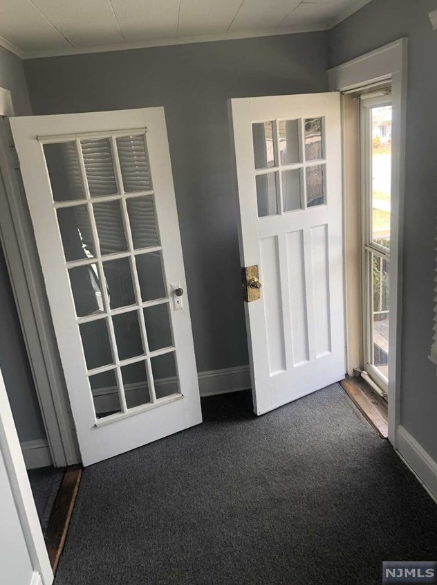 310 Center St, Carlstadt, NJ 07072