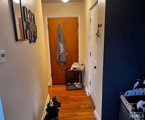 8 Leary Ln #3, Edgewater, NJ 07020