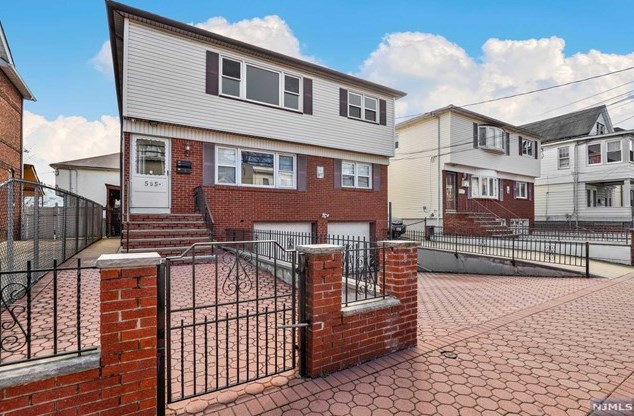 595 Adams Ave, Elizabeth, NJ 07201-1518