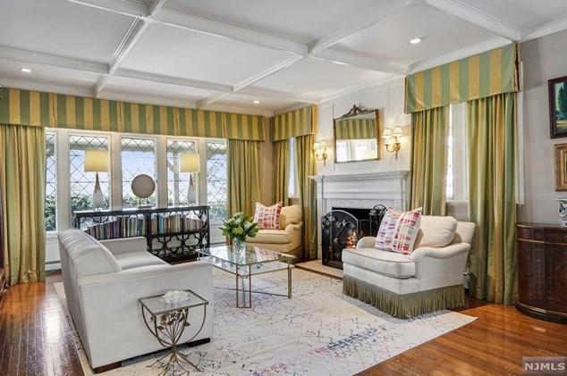 353 Ridgewood Ave, Glen Ridge, NJ 07028