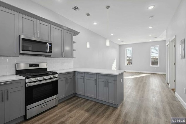 96 Greylock Ave #2, Belleville, NJ 07109