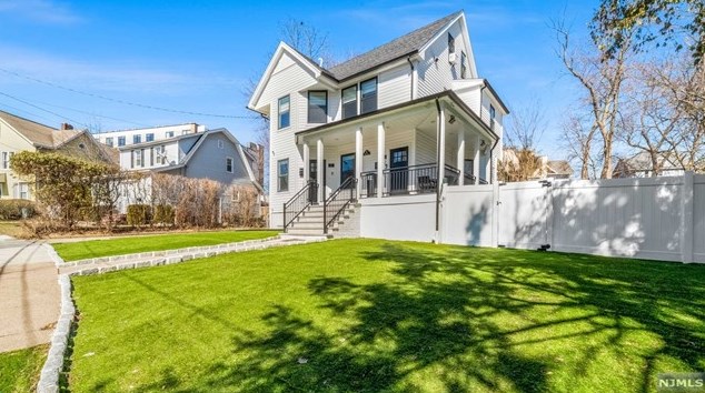 21 Valley Ave #1, Westwood, NJ 07675