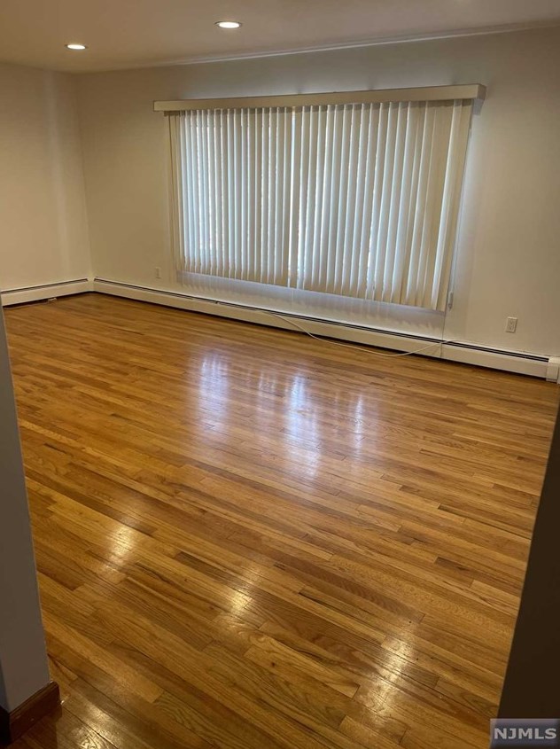 338 East Brinkerhoff Ave #1, Palisades Park, NJ 07650
