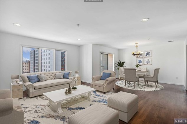 38 Legend Hills Dr #38, Edgewater, NJ 07020