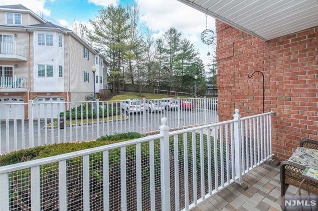 105 Roseland Ave #1701, West Caldwell, NJ 07006