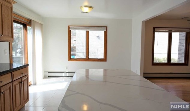 330 Lincoln Ave, West Fort Lee NJ  07024-6107 exterior