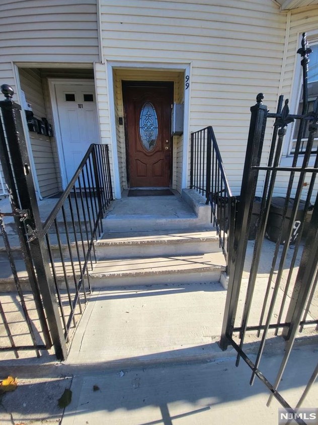 99 Wakeman Ave, Newark, NJ 07104-2873