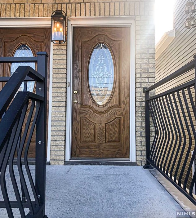 416 Cliff St, Fairview, NJ 07022