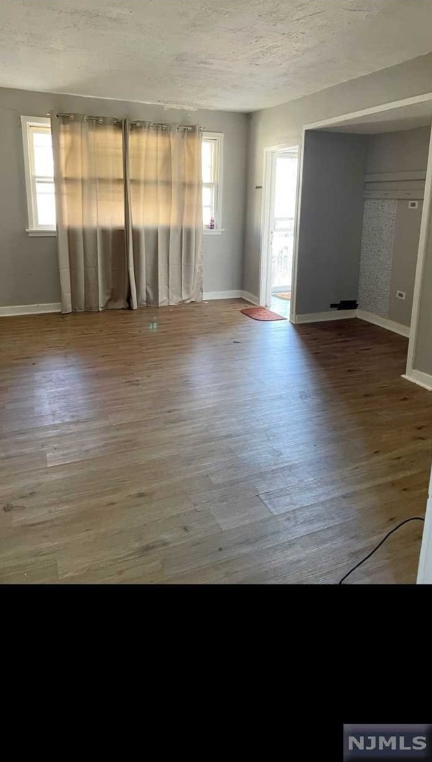 43 Montrose, Irvington, NJ 07111