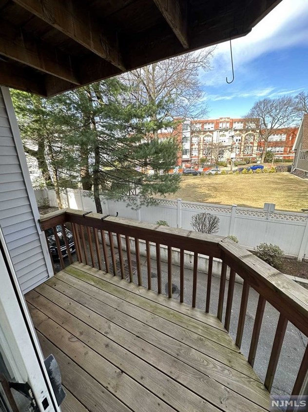 41 Fairmount Ave, Hackensack NJ  07601-4746 exterior
