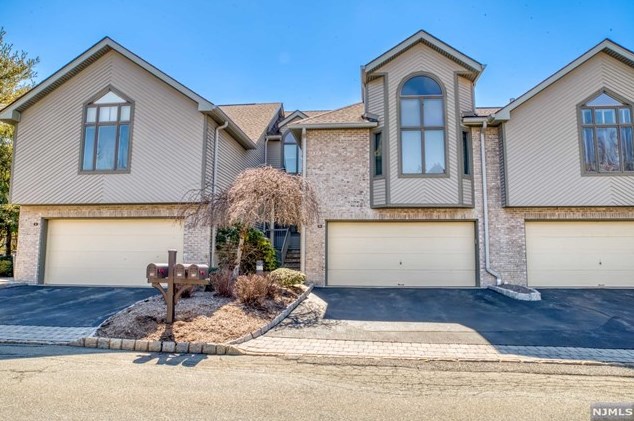 309 Cedar Ct, Norwood, NJ 07648