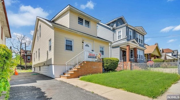 160 Shephard Ave, Newark, NJ 07112