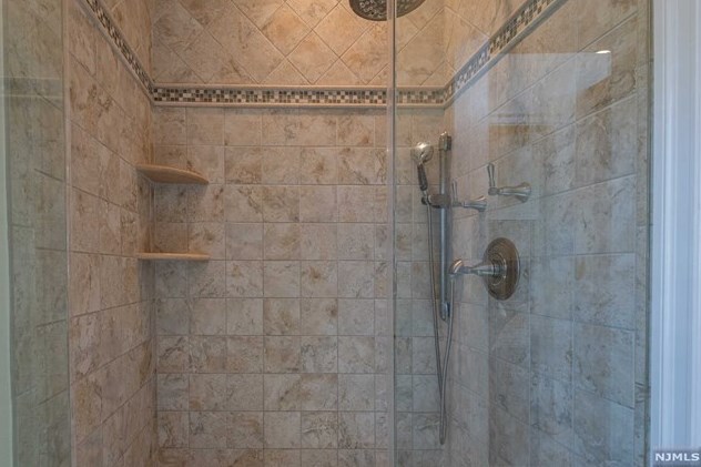 530 Covington Pl, Wyckoff NJ  07481-1350 exterior
