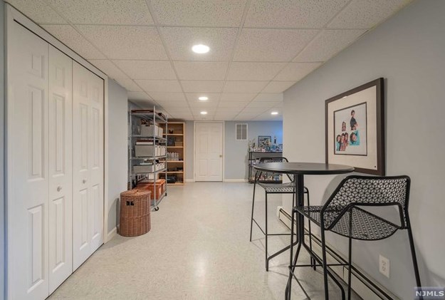 530 Covington Pl, Wyckoff NJ  07481-1350 exterior