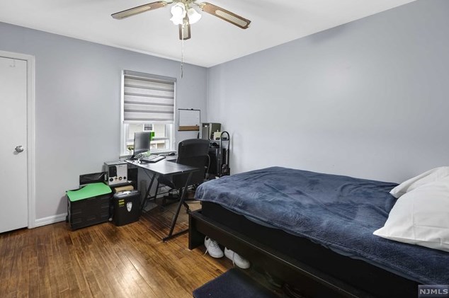71 Charlton Ave, Lodi NJ  07644-3347 exterior