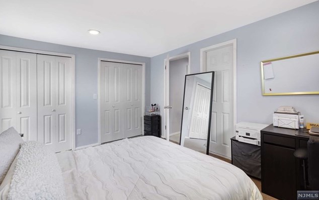 71 Charlton Ave, Lodi NJ  07644-3347 exterior
