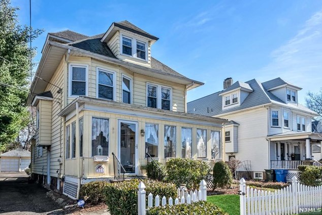 111 Lincoln Ave, Rutherford, NJ 07070-2346