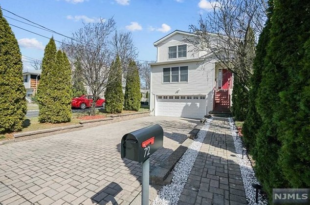 72 Vincent St, Hillsdale, NJ 07642
