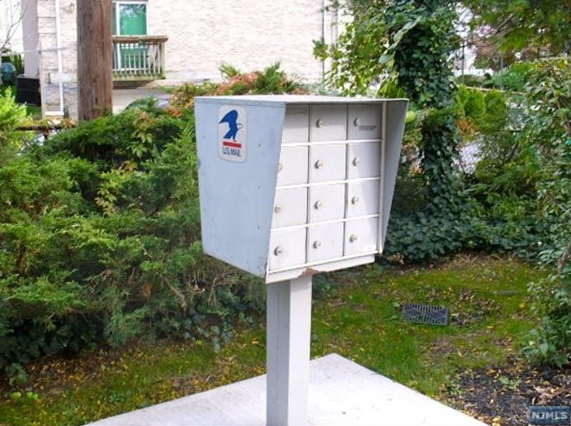 229 Washington Ave, West Fort Lee NJ  07024-4024 exterior