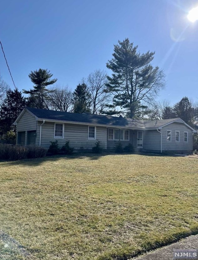 145 Sunset Ln, Westwood, NJ 07675-6821