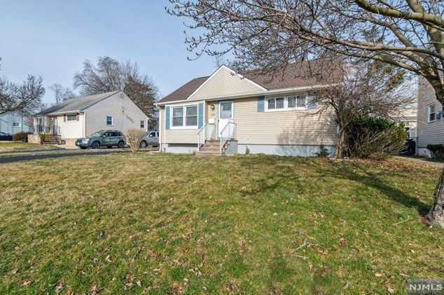1425 Linbarger Ave, Plainfield, NJ 07062