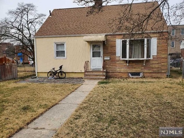 1479 Champlain Square, Teaneck, NJ 07666