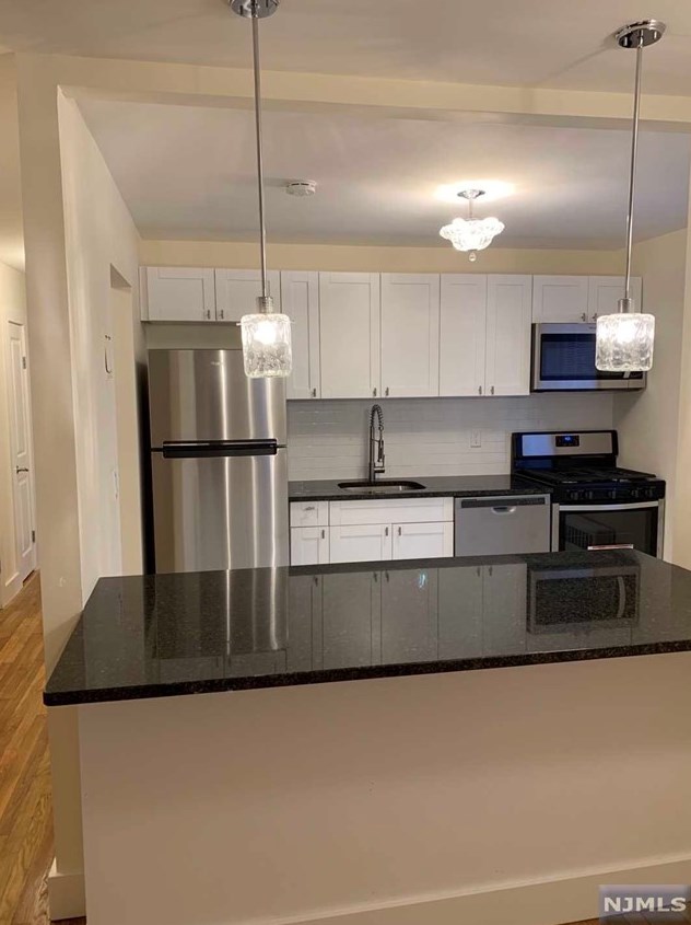 2320 Linwood Ave #1c, West Fort Lee, NJ