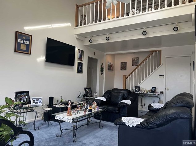 333 Liberty St #15, Little Ferry, NJ 07643