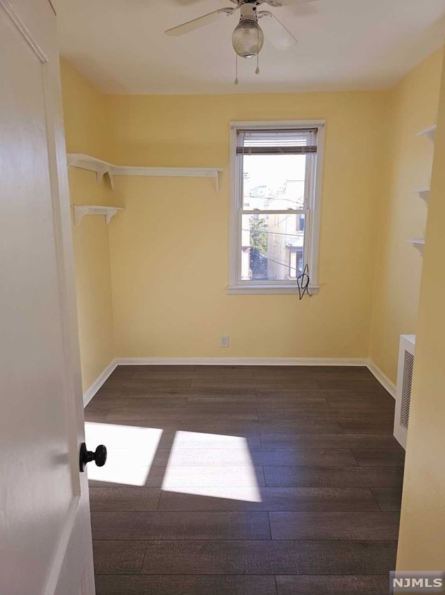 242 Washington Pl #2, Cliffside Park, NJ 07010