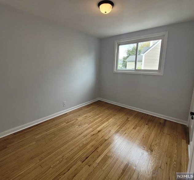 41 New York Ave, Bergenfield NJ  07621-1328 exterior