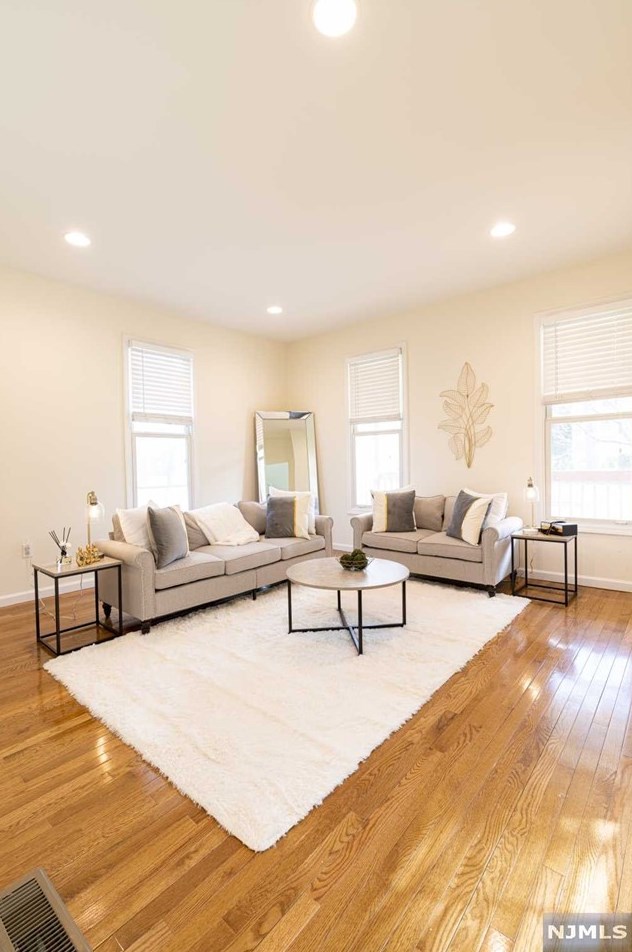 141 Jane St, Englewood, NJ 07631