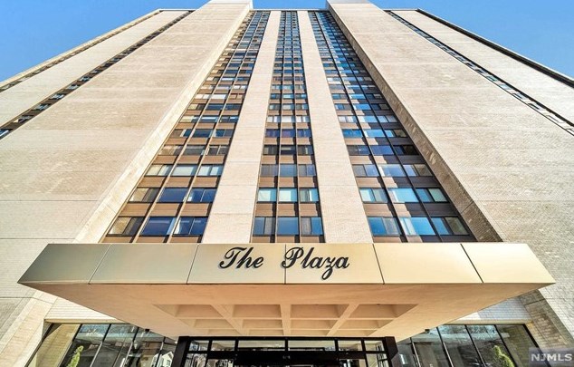 1500 Palisade Ave, West Fort Lee NJ  07024-5343 exterior