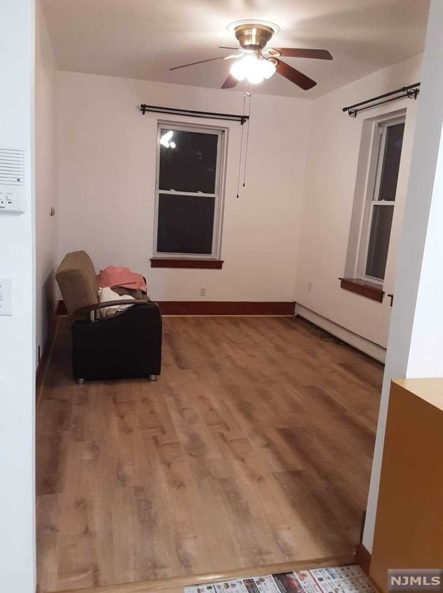 40 Hamilton Rd #1, Teaneck, NJ 07666