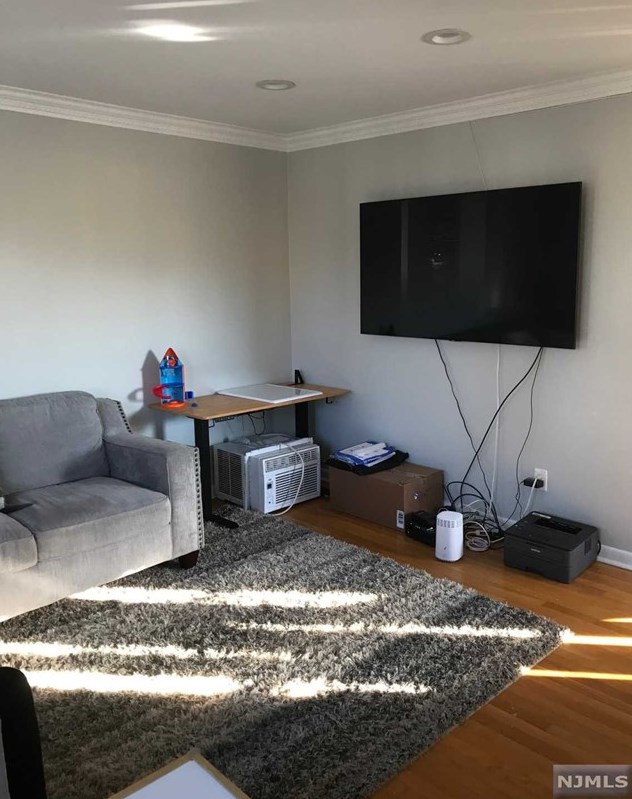 200 Oak St, Bogota, NJ 07603
