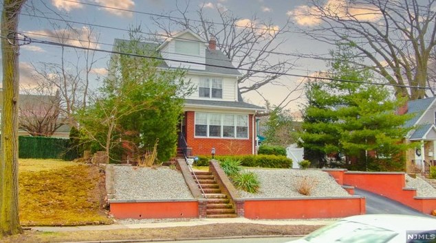 175 Jackson Ave, Rutherford NJ  07070-1813 exterior