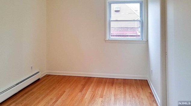 613 2 Ave, Lyndhurst NJ 07071-1219 exterior