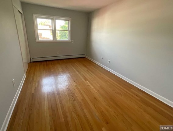 613 2 Ave, Lyndhurst NJ 07071-1219 exterior