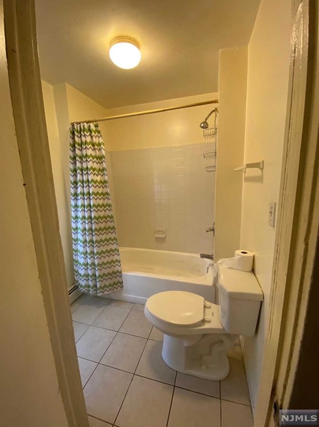 202 Littleton Ave #3, Newark, NJ 07103