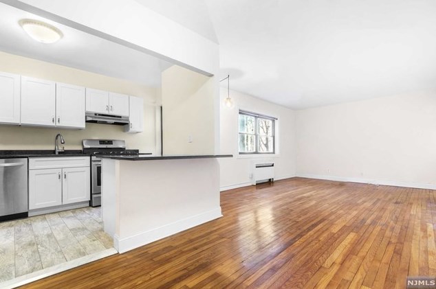 421 Park Pl Apt 1c, West Fort Lee, NJ