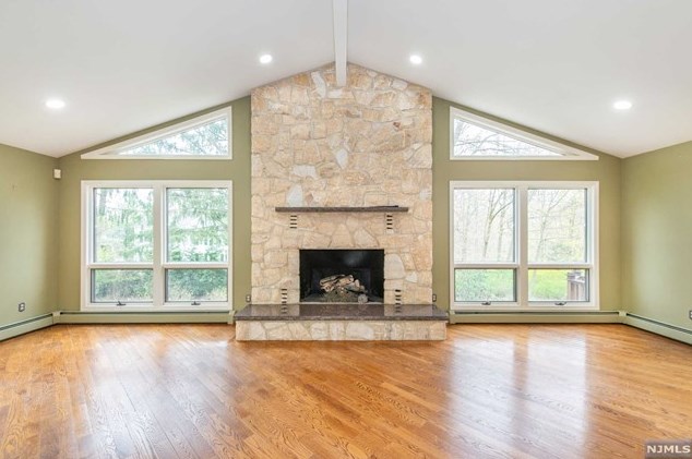 179 Woodside Ave, Franklin Lakes, NJ 07417