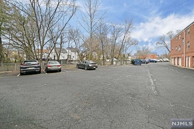 115 Clinton Ave, Bergenfield NJ  07621-3036 exterior