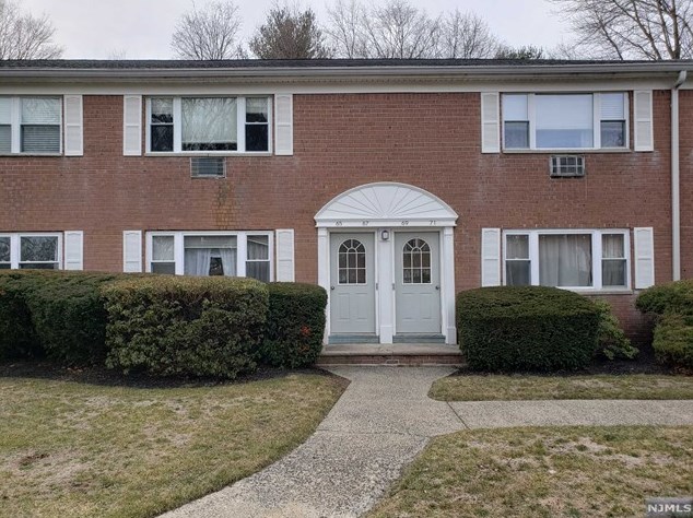 69 Manchester Ct #69, Wayne, NJ 07470