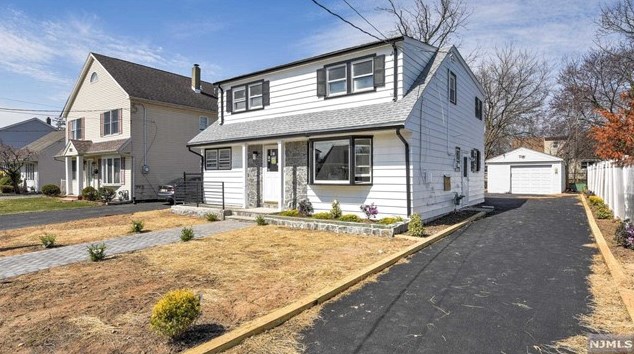 123 Oxford Ave, Saddle Brook, NJ 07663