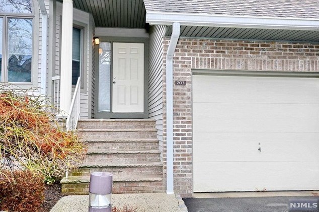 203 Beech Ct #23, Norwood, NJ 07648
